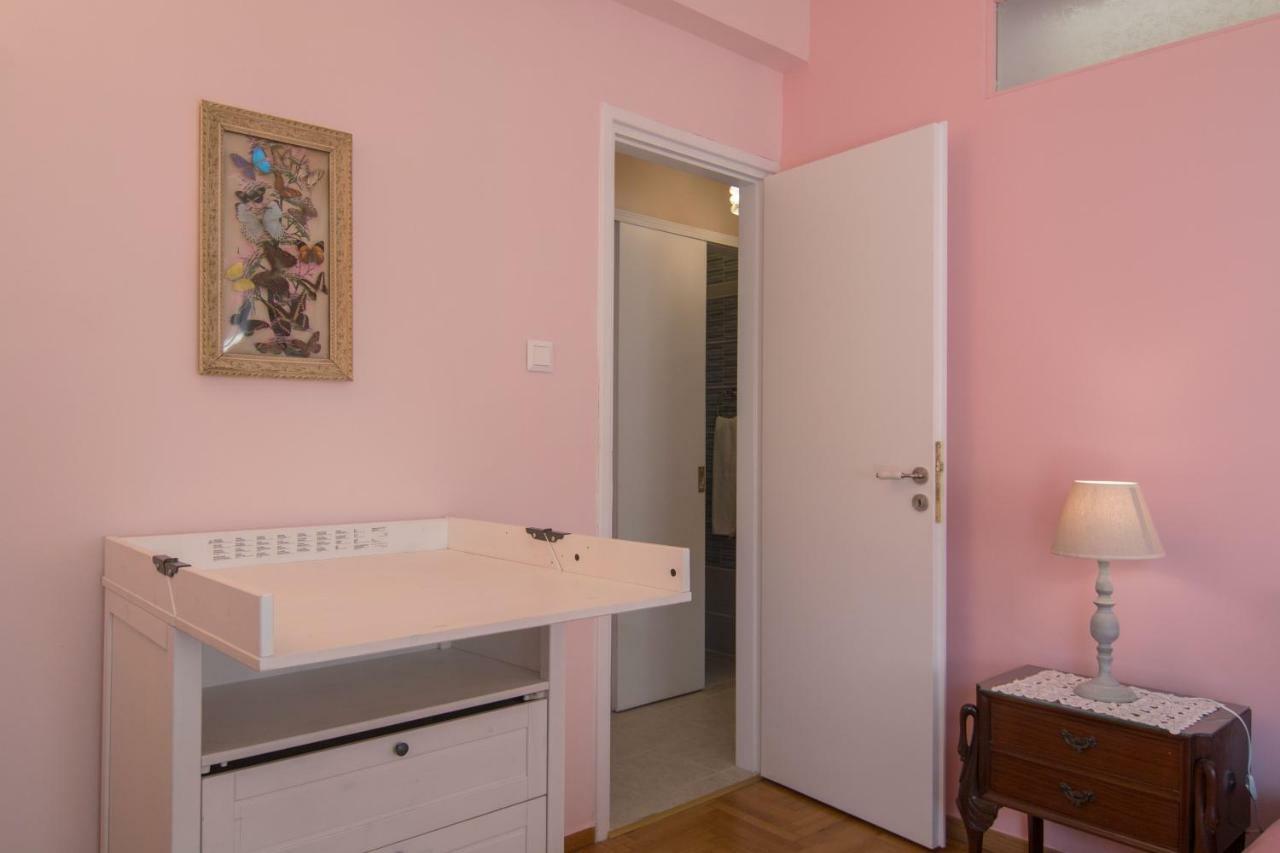 Lovely Apartment In アテネ エクステリア 写真